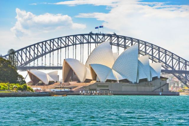 Sydney-Opera-House-A-Visitor's-Guide3